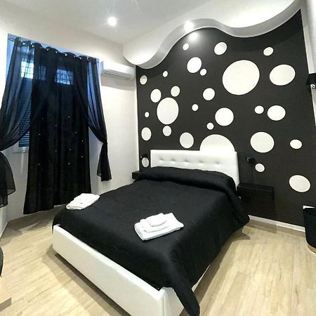Venezia Rooms Naples Exterior photo